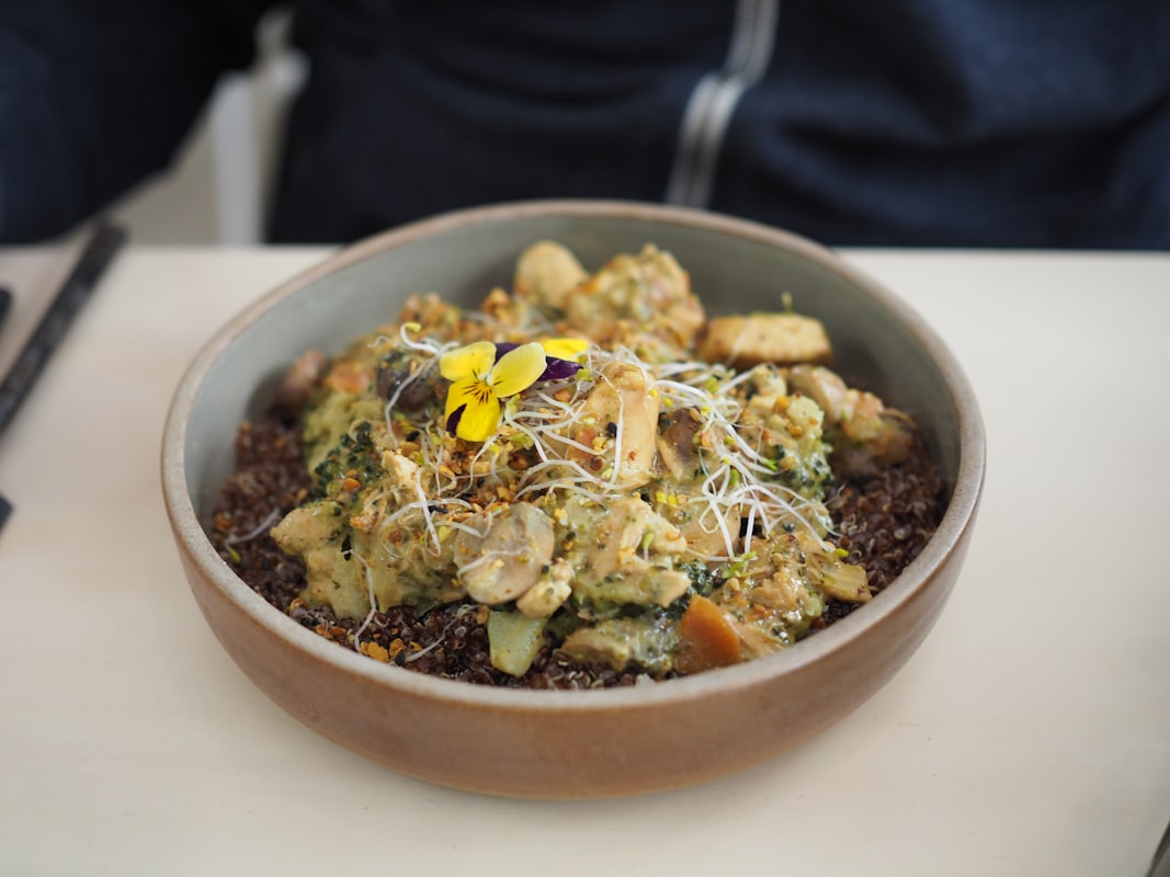 Mediterranean chickpea bowl with quinoa